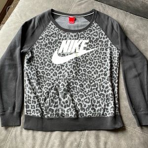 Nike crewneck